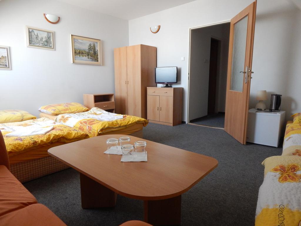 Penzion U Kasnych Mníšek pod Brdy Extérieur photo